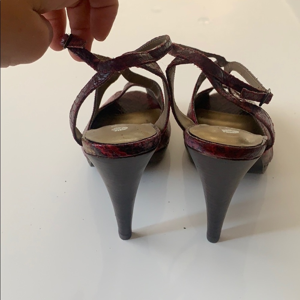 Shoes - Picture 3 of 4